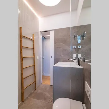 Côte Des Basques, Terrasse, Confort Et Qualité Appartement Biarritz